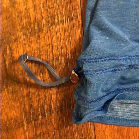 Lululemon tank top 10 (2057) - Picture 3 of 5